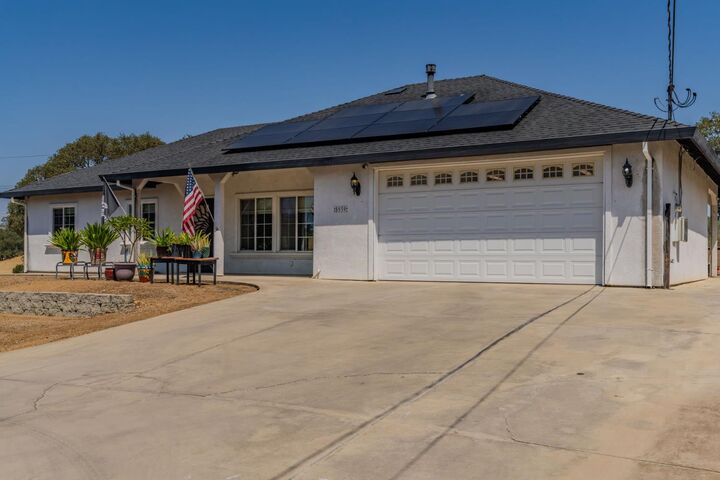 Property Photo:  5939 Garner Place  CA 95252 