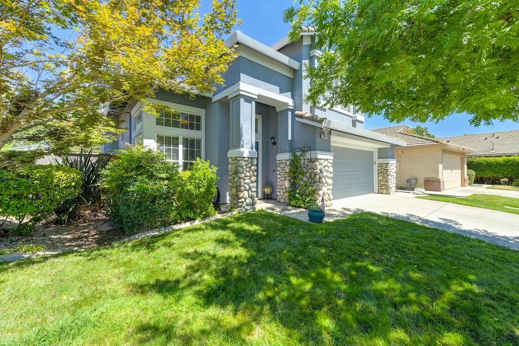 Property Photo: 3305 Turnbuckle Circle CA 95758