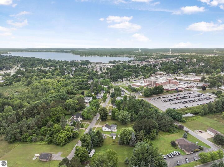 Property Photo: 425 Whaley Street MI 49601