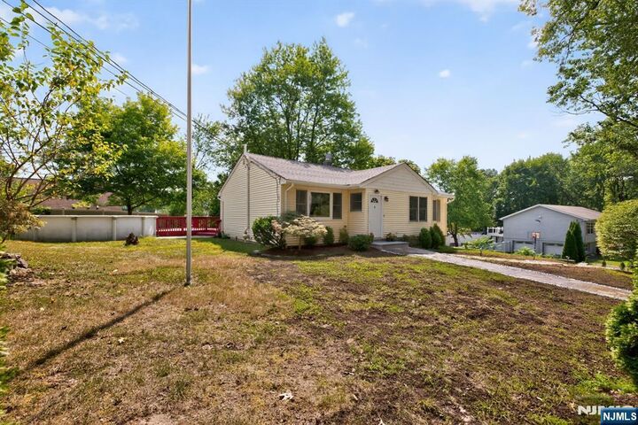 Property Photo:  1 Gorge Drive  NJ 07420