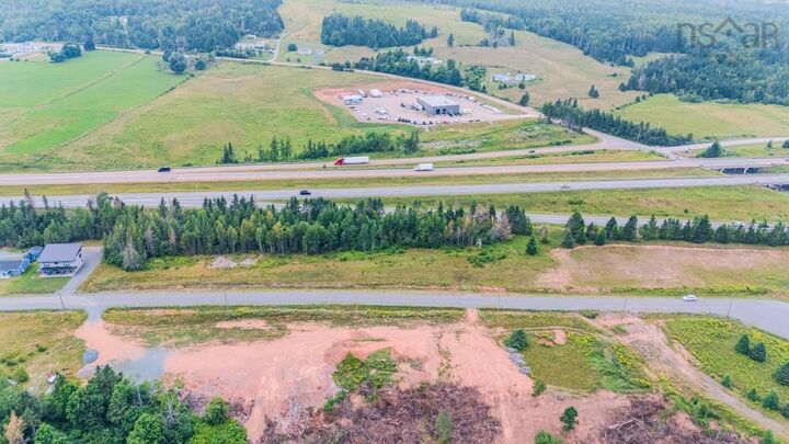 Property Photo:  52 Runway Court  NS B2N 6L3 