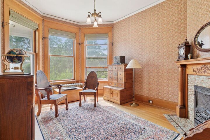 Property Photo:  961 Portland Avenue  MN 55104 