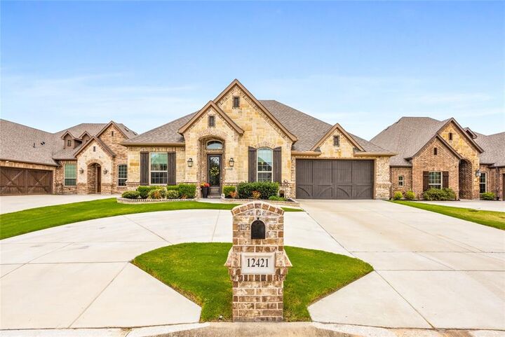 Property Photo:  12421 Eagle Narrows Drive  TX 76179 