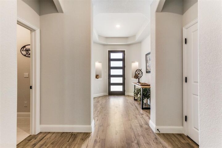 Property Photo: 105 Dove Haven Drive TX 75098
