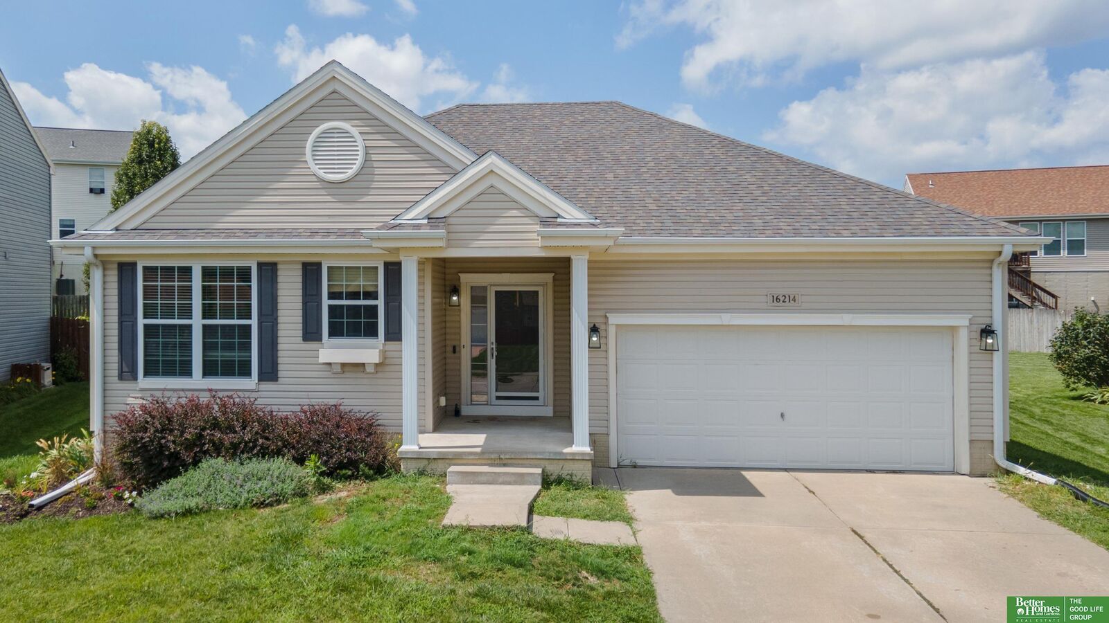Property Photo: 16214 Loop Street NE 68136