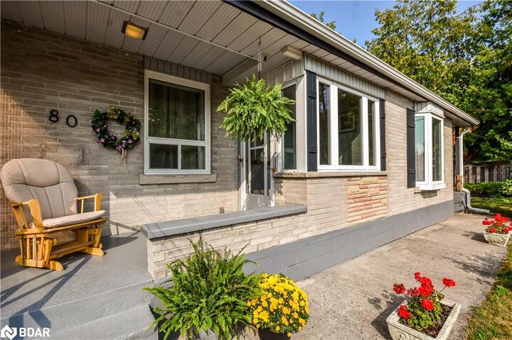 Property Photo: 80 Parkside Drive ON L4N 1X1