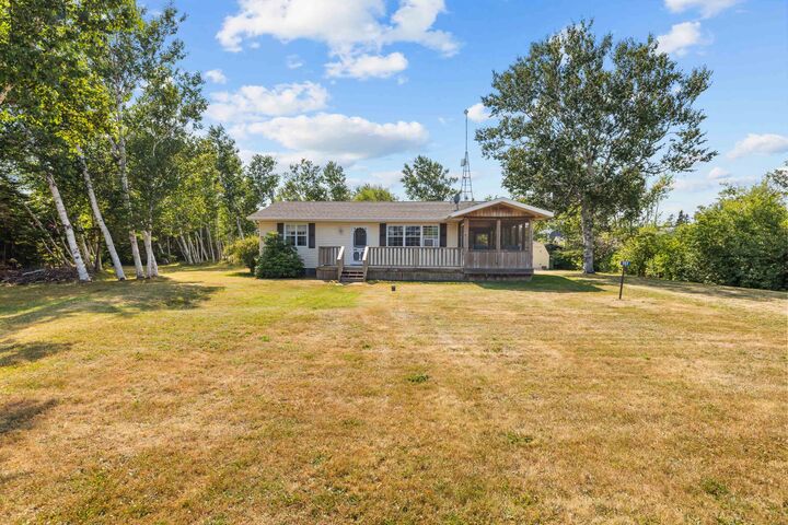 Photo de la propriété:  151 Lakeside Beach Road  PE C0A 1S0 