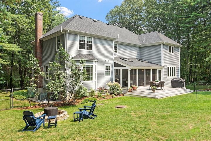 Property Photo: 696 Liberty Square Rd MA 01719