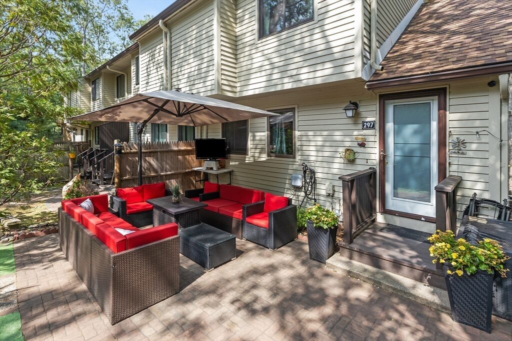Property Photo:  297 Meeting House Path 297  MA 01721 