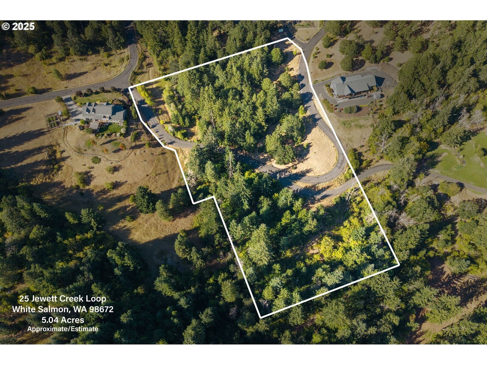 Property Photo:  25 Jewett Creek Loop Rd  WA 98672 