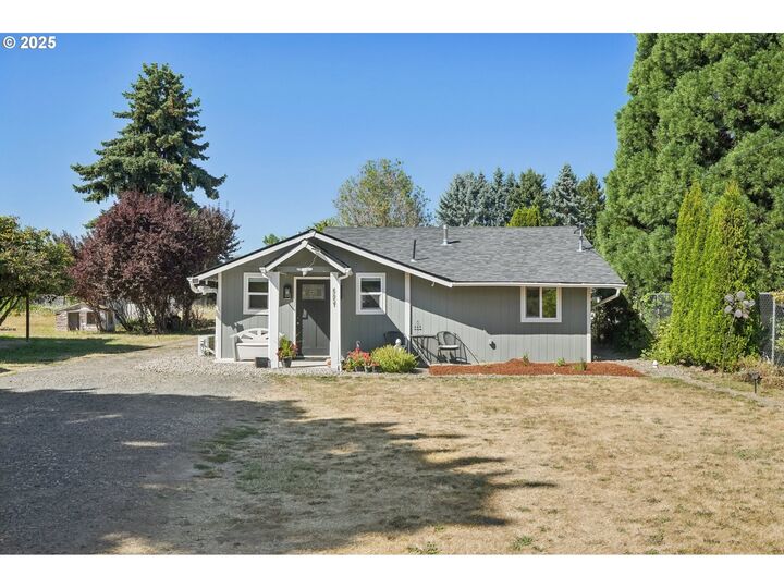 Property Photo: 6457 SE Johnson St OR 97123