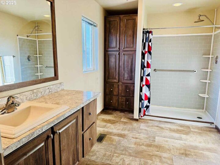 835 Brandon St  Irrigon OR 97844 photo