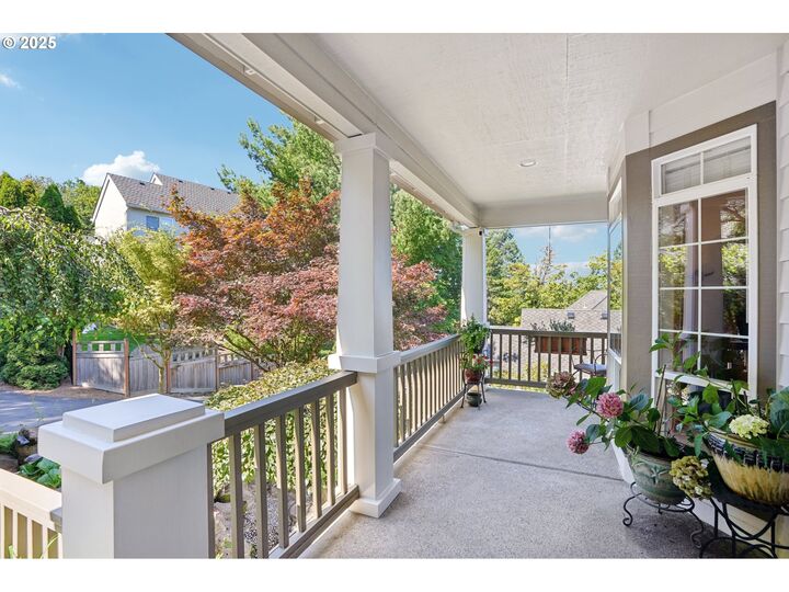 Property Photo:  9625 NW Fleischner St  OR 97229 
