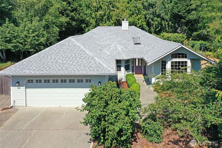 Property Photo:  20724  Gerald Cliff Drive NE  WA 98342 