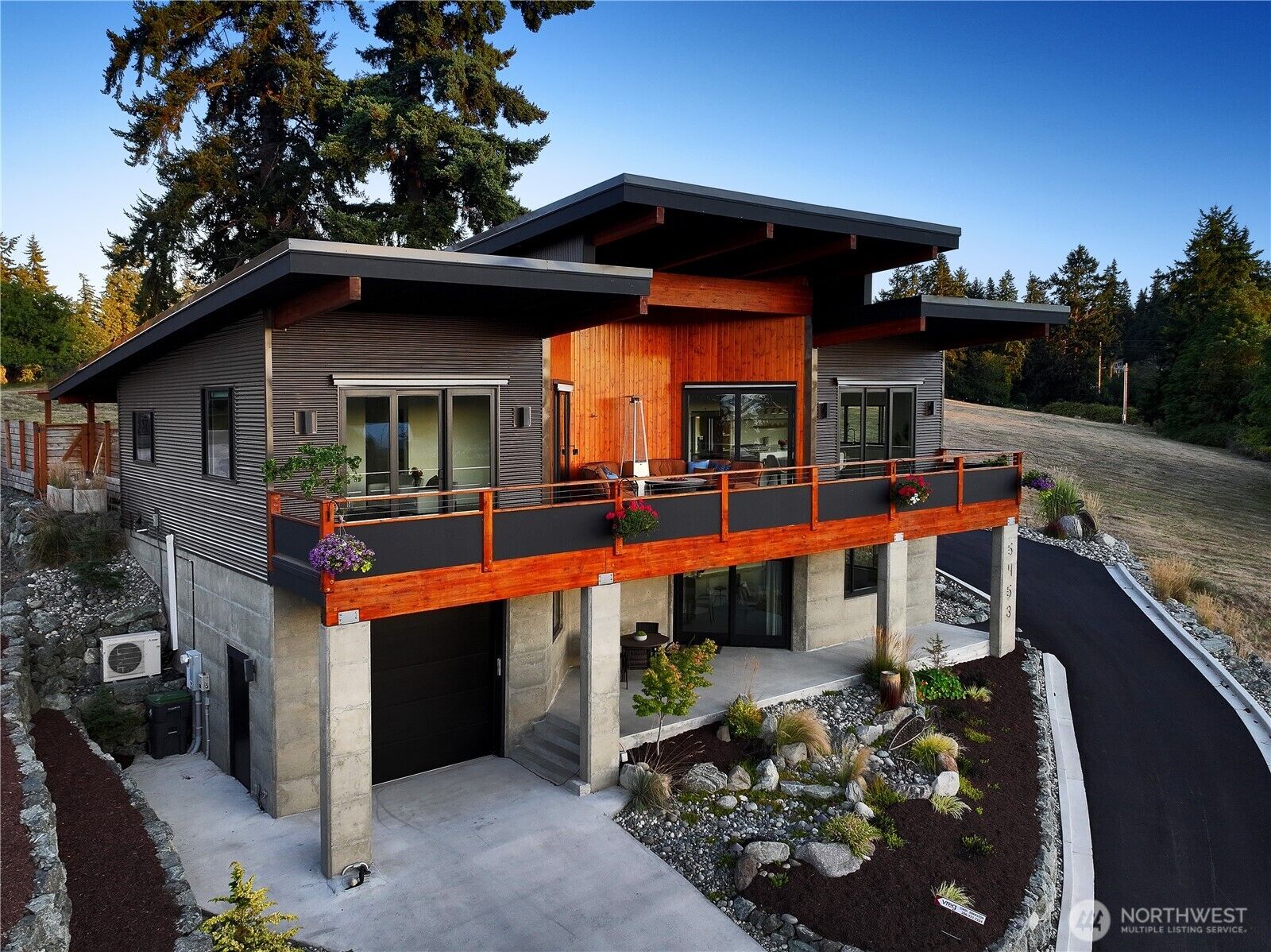 Property Photo: 5453 Harborside Lane WA 98249