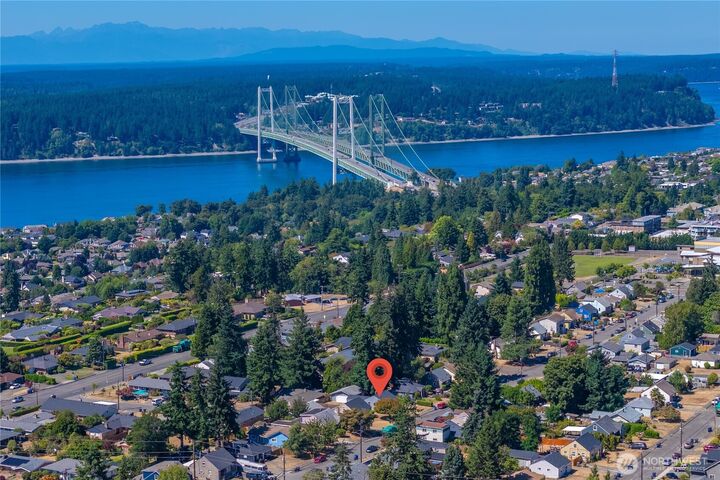 Property Photo:  1014 S Geiger Street  WA 98465 