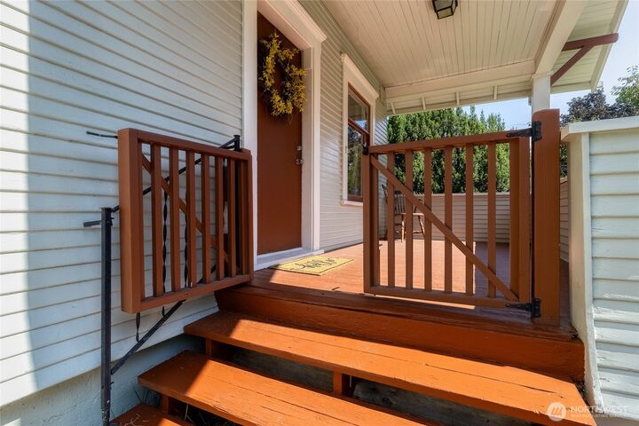 Property Photo:  1315  Figueroa Street  WA 99362 