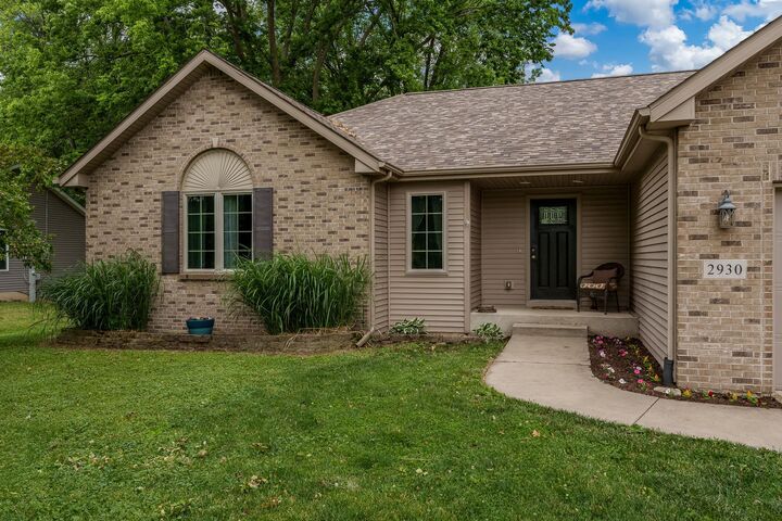 Property Photo:  2930 Reid Farm Road  IL 61114 