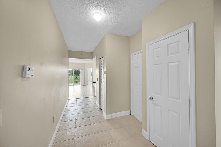 Property Photo: 2100 Greenview Shores Boulevard 514 FL 33414