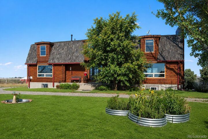 Property Photo:  48155 E 56th Avenue  CO 80102 