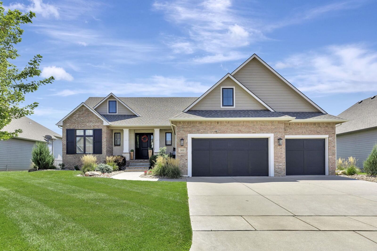 Property Photo:  2522 N Paradise Ct  KS 67205 