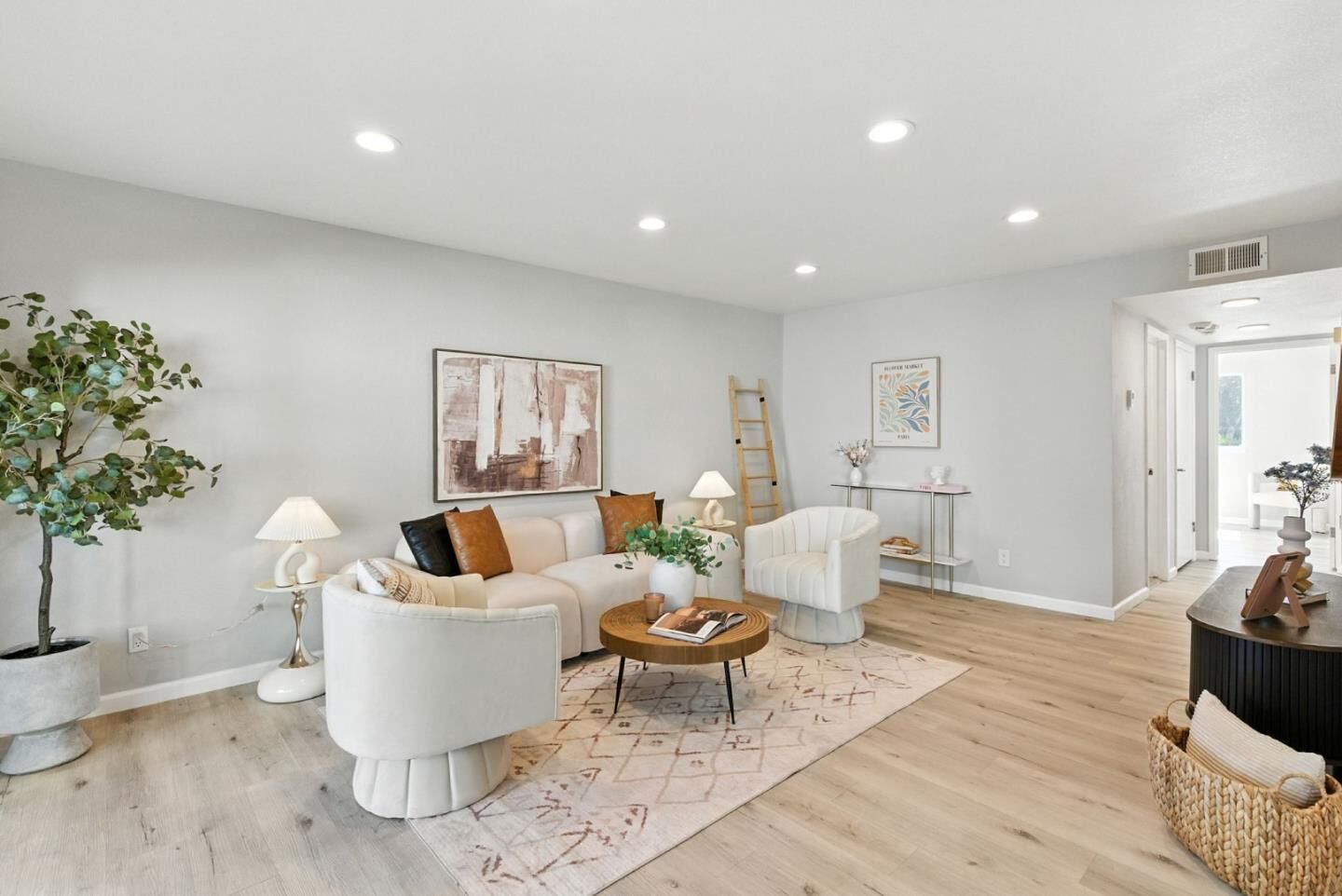 Property Photo: 255 South Rengstorff Avenue 43 CA 94040