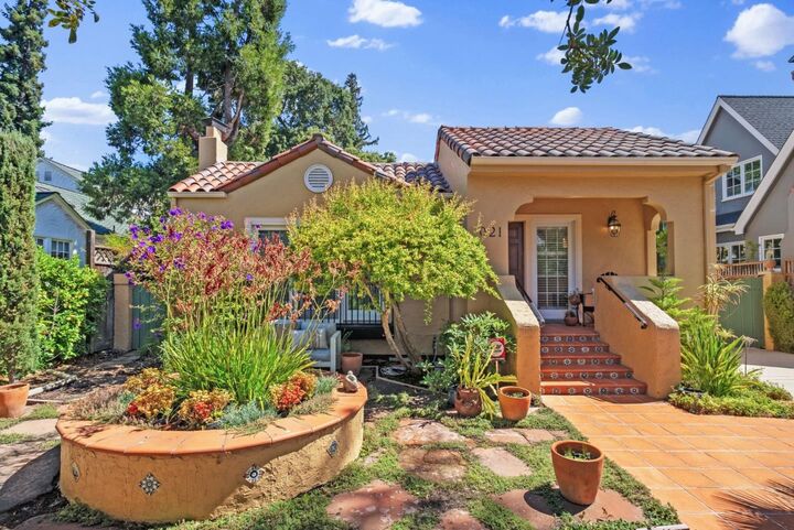 Property Photo:  1021 Elm Street  CA 94070 