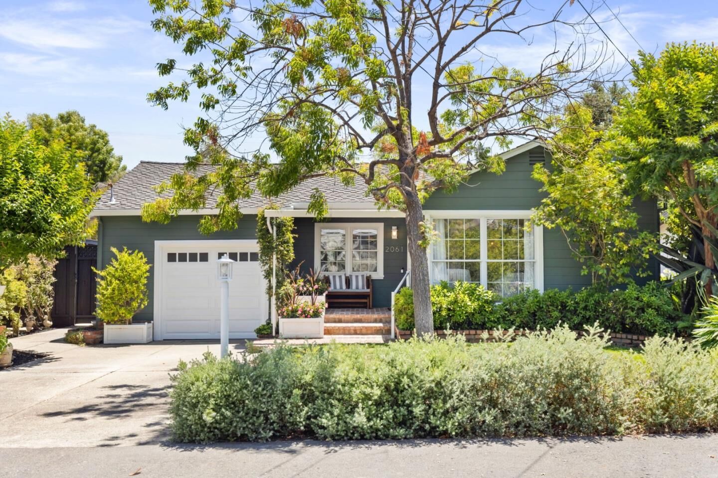 Property Photo:  2061 Oakley Avenue  CA 94025 