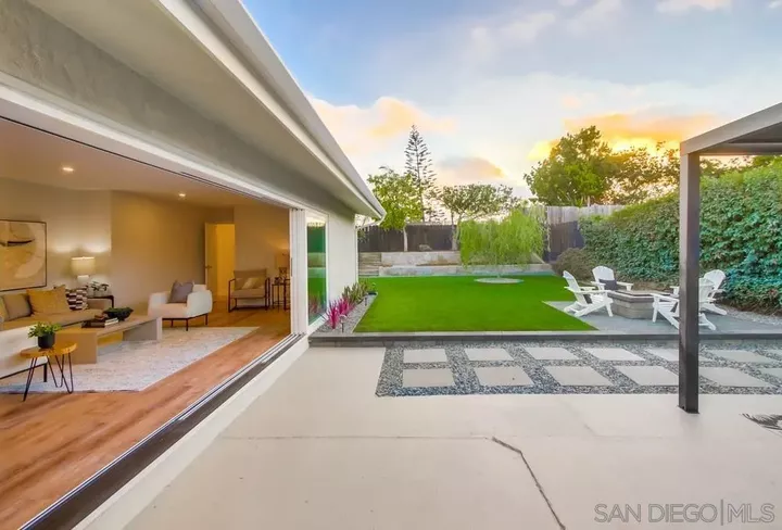 Property Photo:  2618 Cowley Way  CA 92110 