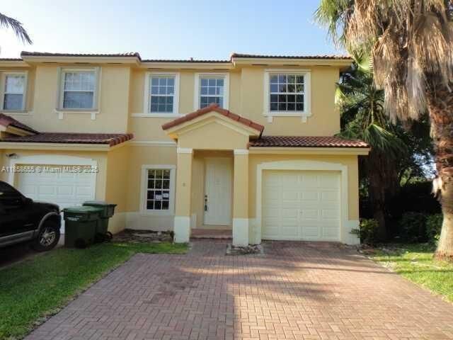 Property Photo:  4100 NE 25th St  FL 33033 