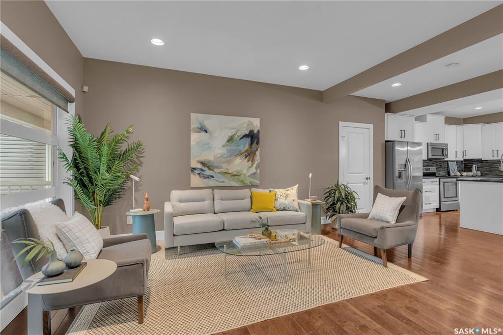 Property Photo: 112A 109th Street W SK S7N 2Z2