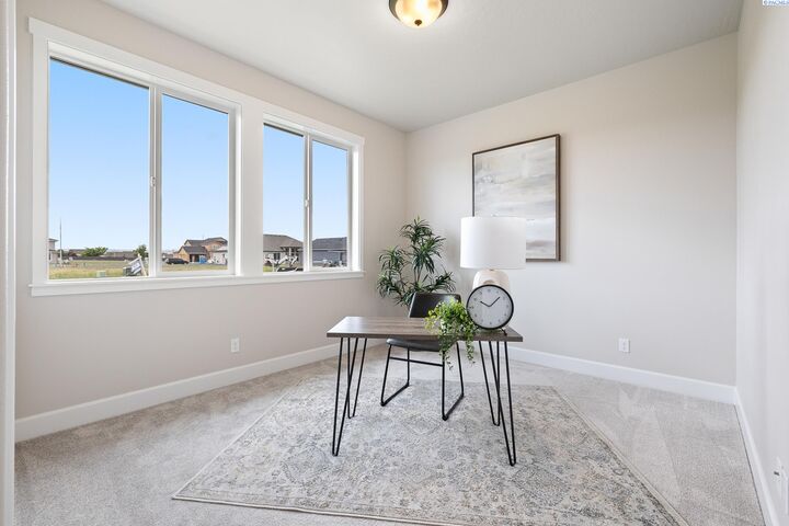 Property Photo:  8805 Dusty Maiden  WA 99301 