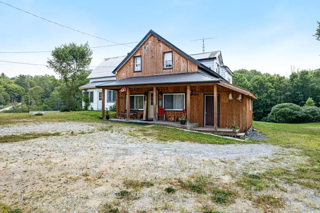 Property Photo: 1373 Flower Station Road ON K0G 1K0