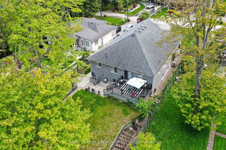 Property Photo:  55 34th Street N  ON L9Z 2C2 