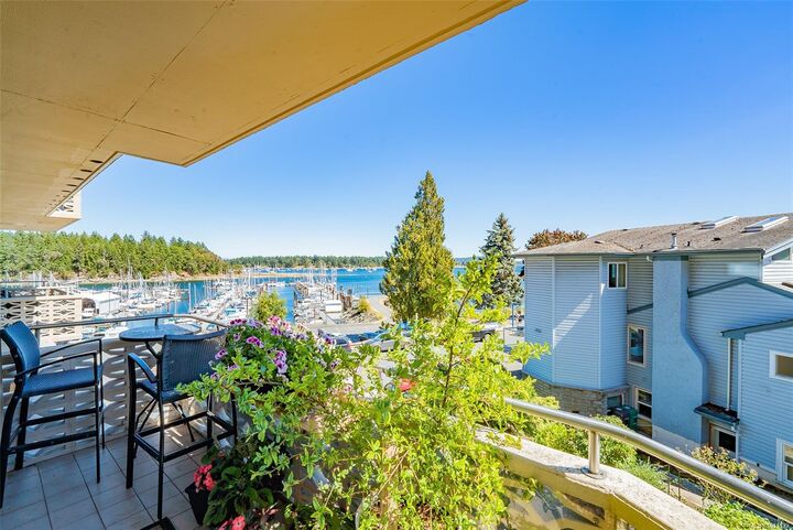 Photo de la propriété: 375 Newcastle Ave 204 BC V9S 4H9