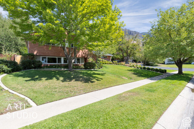 Property Photo: 1570 N Willow Ln UT 84604