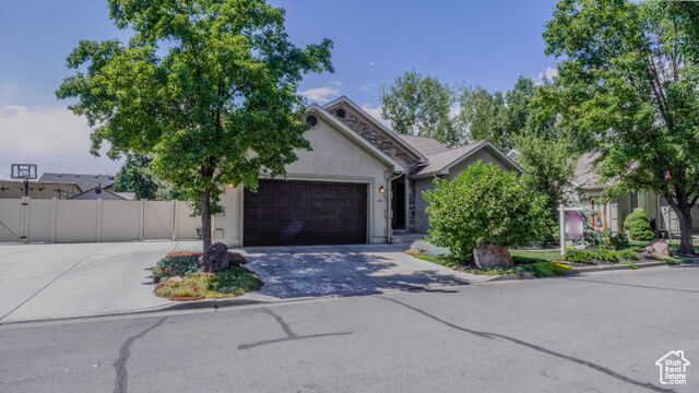 Property Photo:  1161 N Regent Ct W  UT 84057 