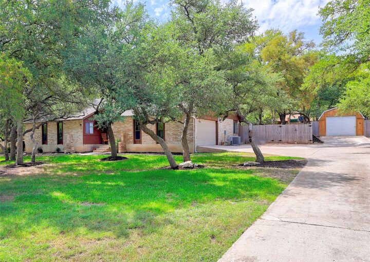 Property Photo: 4318 Verde Vista TX 78628