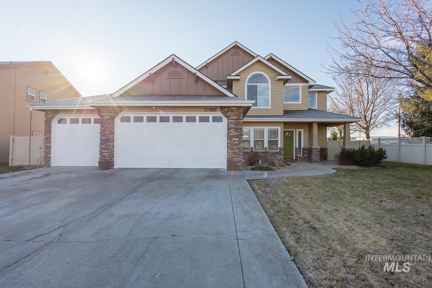 Property Photo: 11985 Goldfinch St ID 83605