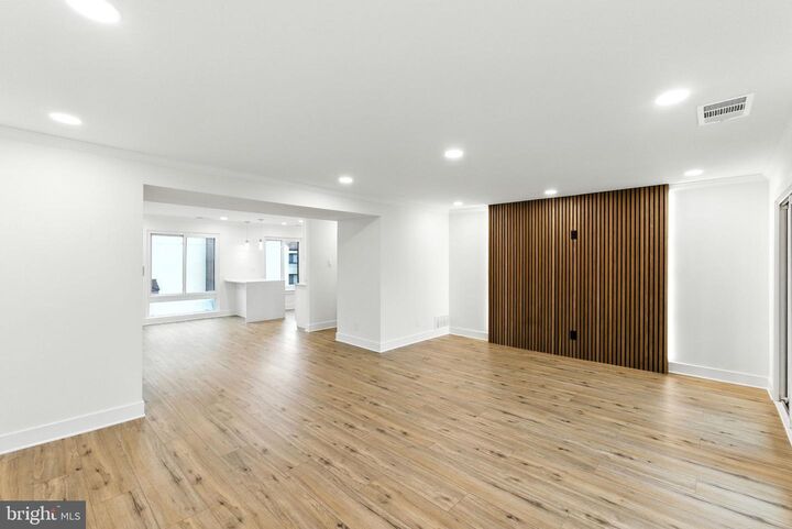 Property Photo:  5008 N Convent Lane 276  PA 19114 