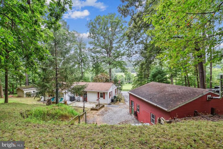 Property Photo: 1725 Marriottsville Road MD 21104