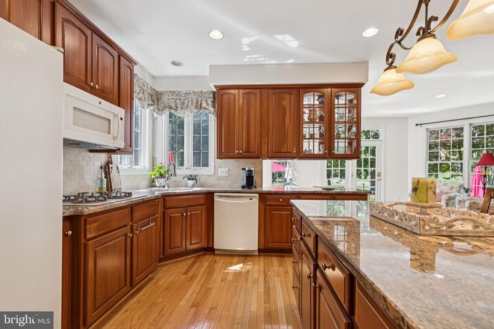 Property Photo: 702 Pearson Point Place MD 21401