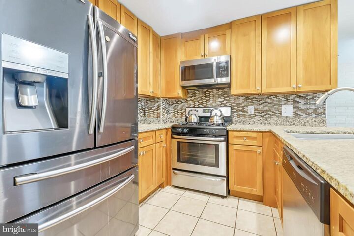 Property Photo: 4900 Schuyler Drive VA 22003