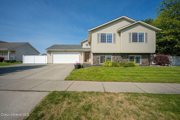 9099 N Ramsgate Ln  Hayden ID 83835 photo