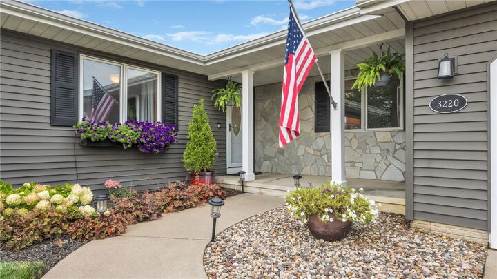 Property Photo: 3220 24th Avenue IA 52302