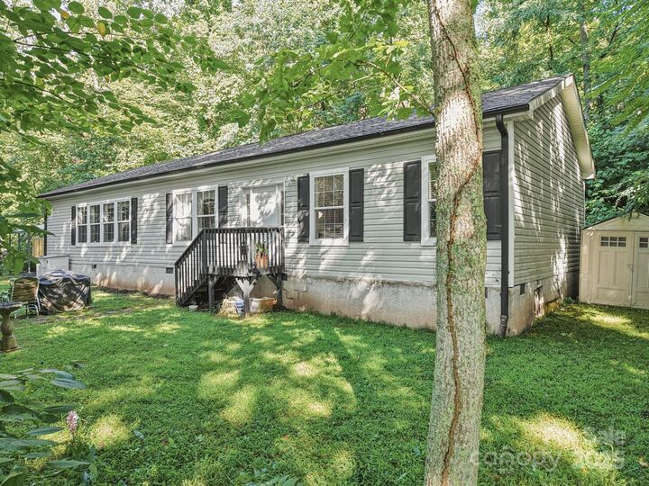 342 Hookers Gap Road  Candler NC 28715 photo
