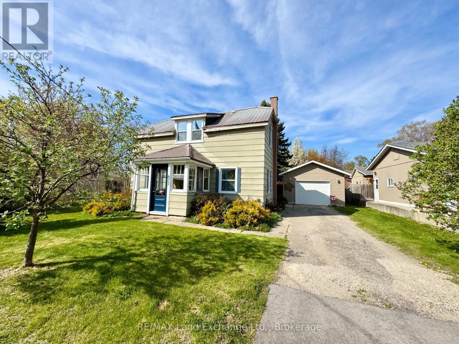 Property Photo:  677 Louis Street  ON N0H 2C4