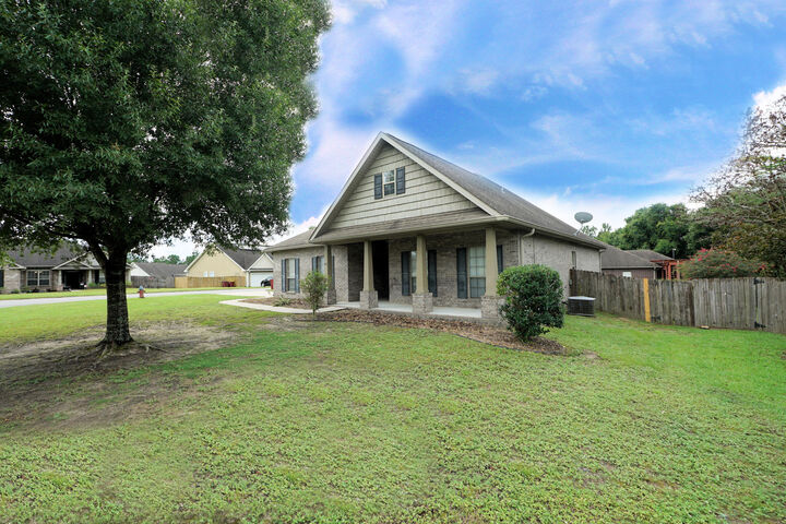 401 Wych Circle  Crestview FL 32536 photo
