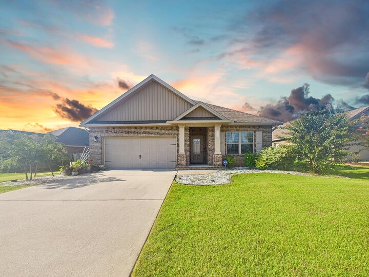 653 Teal Street  Crestview FL 32539 photo