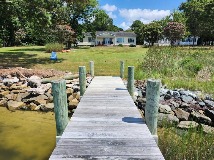 Property Photo:  23449 Holly Cove Rd  VA 23417 